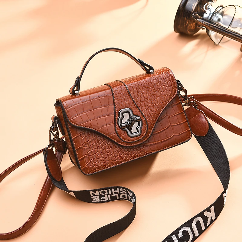 

Fashion Mini Cute Small Flap package Girl's Messenger Bag Luxury Brand Designer Children Lock Crossbody Bag Alligator PU Handbag