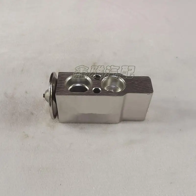 

For Geely MK 1 2,MK1 MK2,Cross Hatchback,Car air conditioning expansion valve