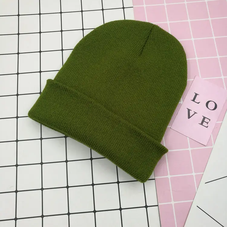 Новые зеленые зимние шапки для мужчин/женщин, вязаные однотонные милые шапки, осенние женские шапки, теплые шапки, Женская Повседневная шапка - Цвет: ArmyGreen