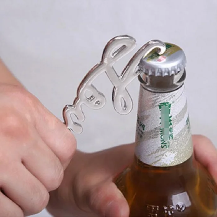 Bottle Opener Wedding Souvenirs Vintage Beer Opener Keychain gift