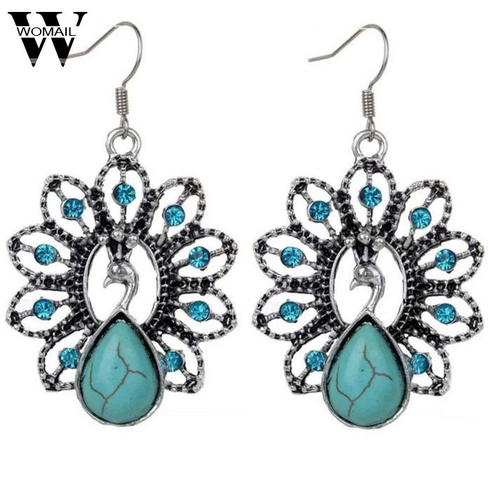 

New Temperament Short Paragraph Bohemia Vintage Peacock Earrings Delicate Carved Hollow Jewelry Female Models Earrings