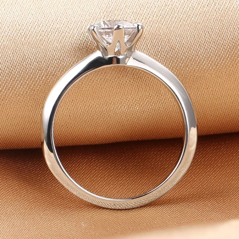1ct Moissanite кольца для Для женщин S925 стерлингового серебра платиновым покрытием Обручение Кольца Зубец Параметр кольцо с бриллиантом D Цвет Класс