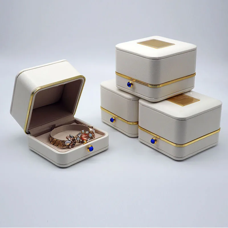 

New Fashion Metal Ring Boxes Proposal Creative Jewelry Box White Jewelry Box European Creative Gifts Decoration Accessories Prop