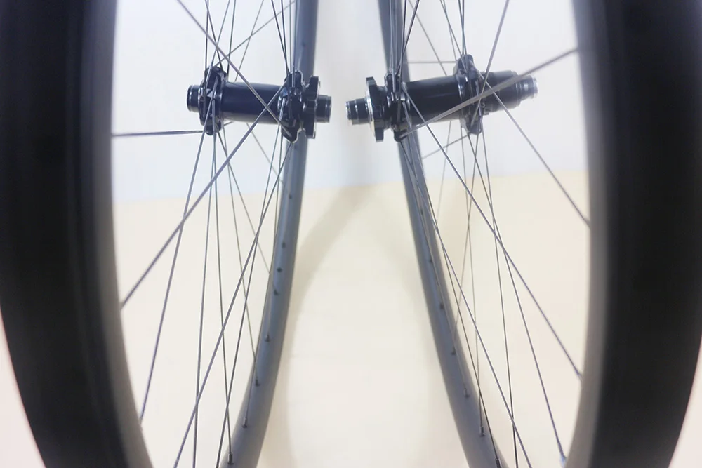 Perfect SKY TOP 60T 29er 650B MTB BOOST carbon wheels 30mm tubeless straight pull clincher XC wheelset 6 pawls 110x15 148x12 11s 12s XD 7 Perfect SKY TOP 60T 29er 650B MTB BOOST carbon wheels 30mm tubeless straight pull clincher XC wheelset 6 pawls 110x15 148x12 11s 12s XD 7