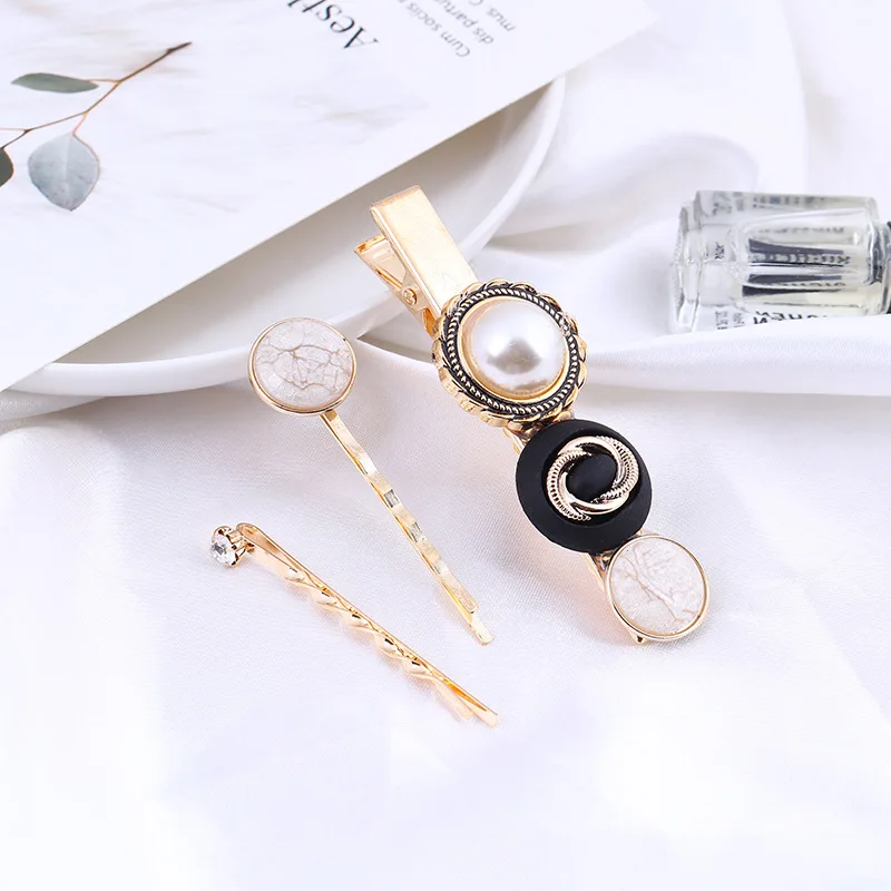 

3 Pcs Korean Simple Vintage Geometry Button Hairpins for Girl Women Fashion Duckbill Clip Hair Accessories Combination Set
