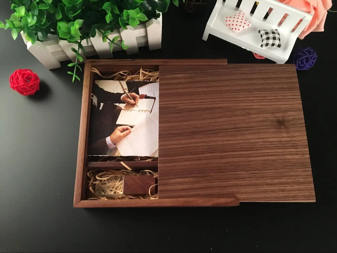 

100% Hot New Walnut Crystal Usb with Walnut Album Photo Box with Straws USB 2.0 Memory Flash Stick Pendrive for Marriage Wedding