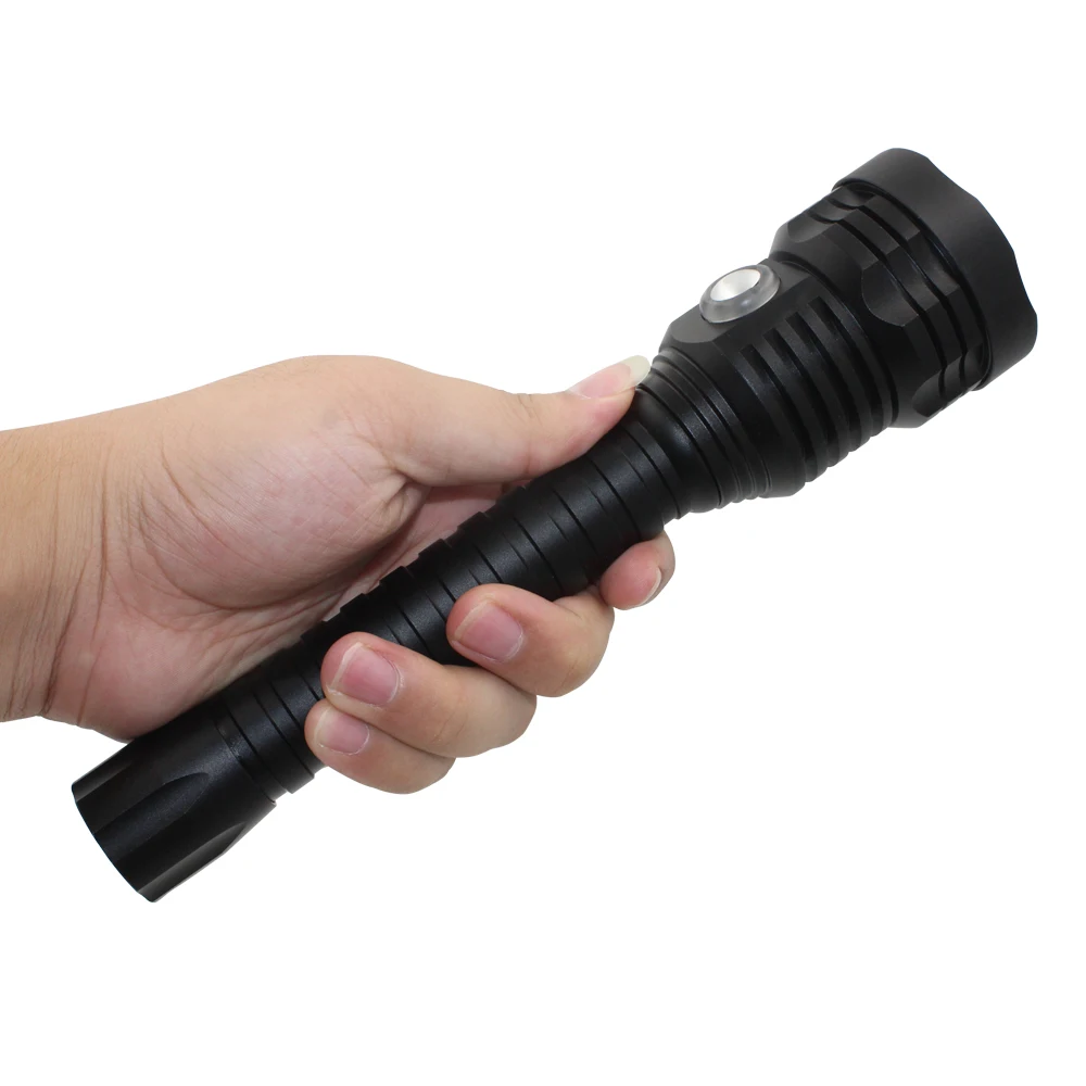 xhp70 flashlight (3)