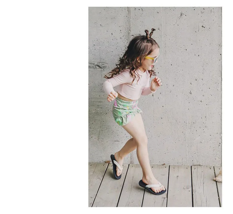LILIGIRL/милый солнцезащитный купальник с длинными рукавами для маленьких девочек; Детские быстросохнущие купальники с изображением фламинго; комплекты одежды для купания; купальный костюм