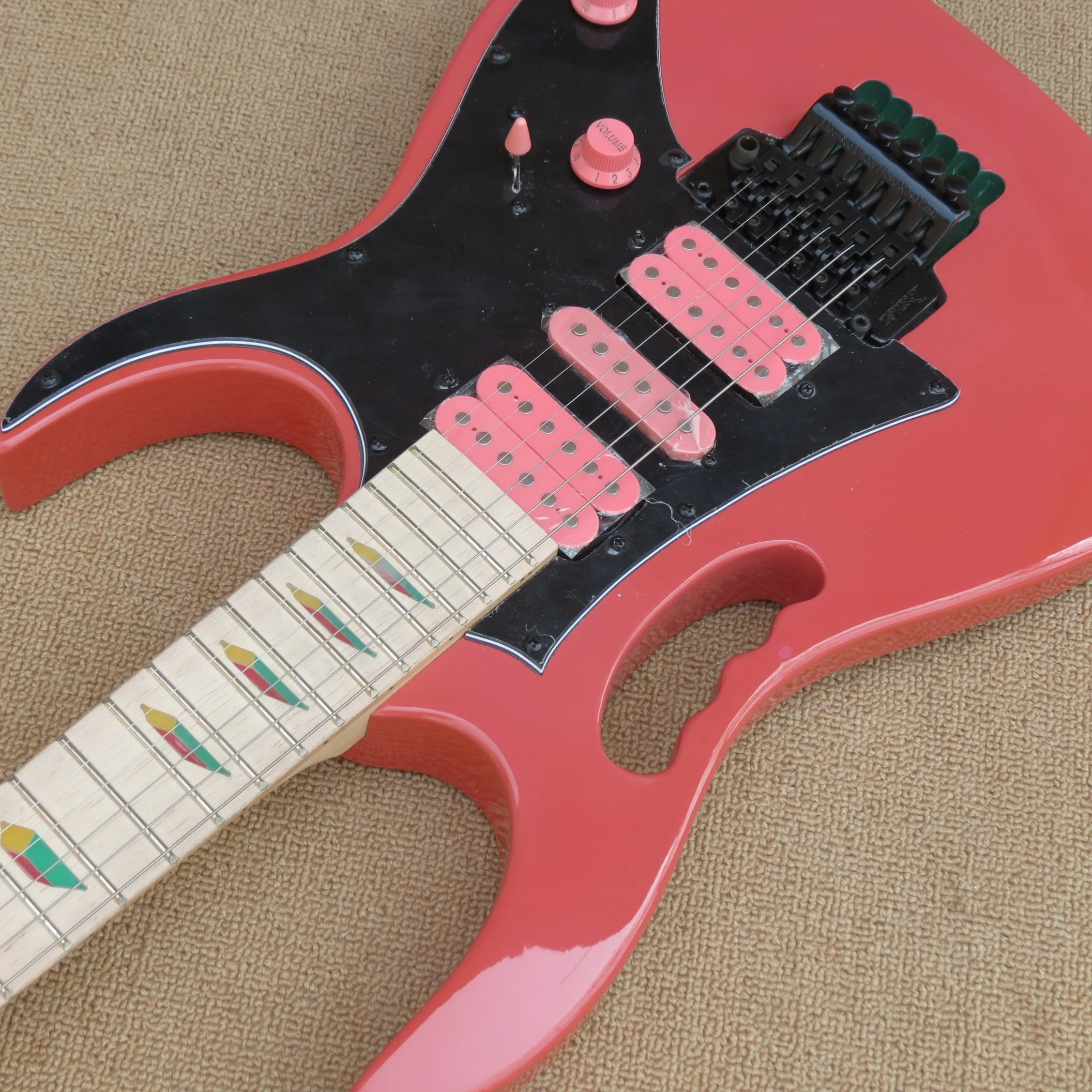 

Custom JEM Pink guitar Monkey grip and Lion's Claw tremolo cavity Black hardware ,customized!IB-11