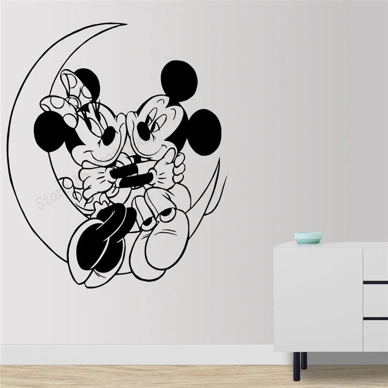 

Wall Art Sticker Mouse On The Moon Room Decoration Vinyl Removeable Poster Cartoon Mural Kids Bedroom Ornament LY477