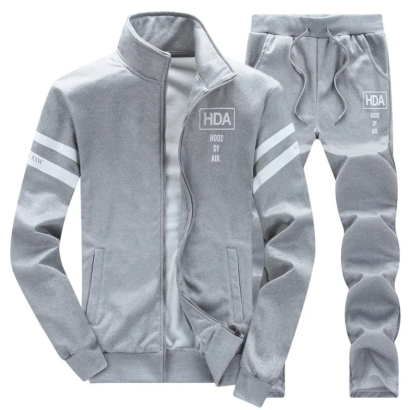 Riinr 2018 Fashion New Arrival Sporting Suit Men Spring And Autumn Casual Sweatshirt+Sweatpants Two Pieces Sets Tracksuit Men Riinr 2018 Fashion New Arrival Sporting Suit Men Spring And Autumn Casual Sweatshirt+Sweatpants Two Pieces Sets Tracksuit Men