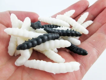 

20Pcs/lot Lifelike White Black Insect Maggot Vegetable Worm model Halloween Props Gags Practical Jokes Toy