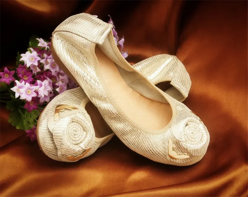 Spring Autumn Slip on Loafers Flats Shoes Women Comfortable Cow Leather Women Shoes Flower Round Toe Female Casual Shoe Big Size (16)