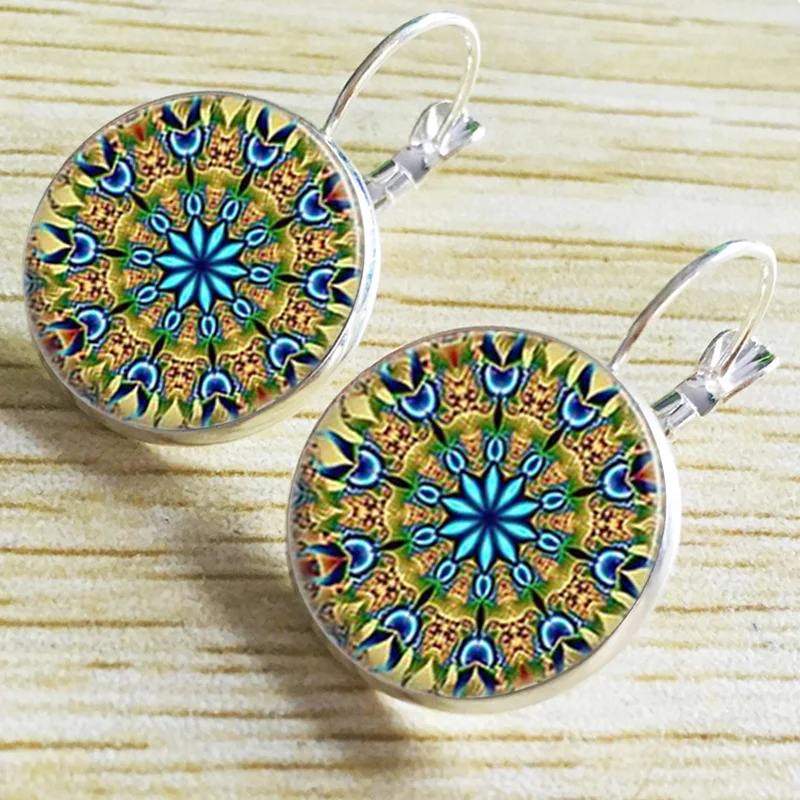 3251584305_1467425893