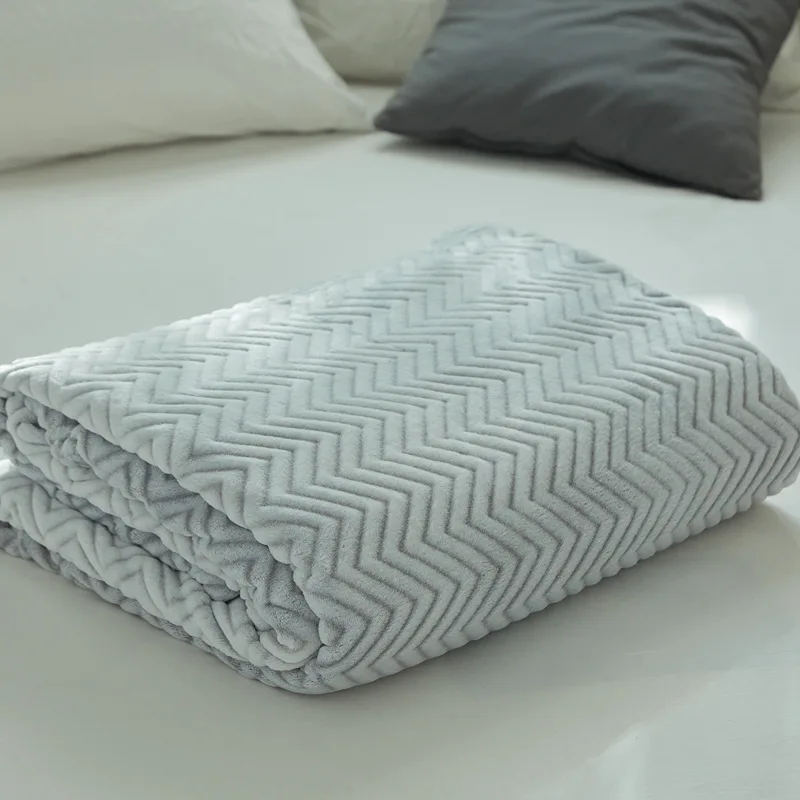 

Hot Solid Color Home Textile Flannel Blanket Super Warm Soft Blankets Throw On Sofa/Bed/Plane Travel Patchwork Solid Bedspread