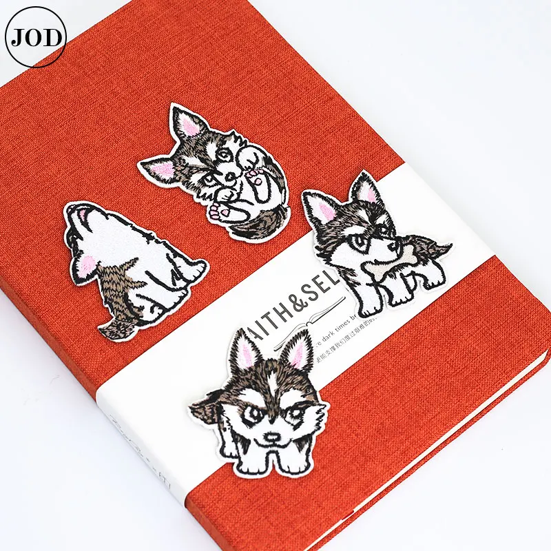 

4 Pieces Cute Wolf Patch Iron on Clothes DIY Bag Cartoon Embroidered Patches for Clothing Stickers Fabric Accessories Garment