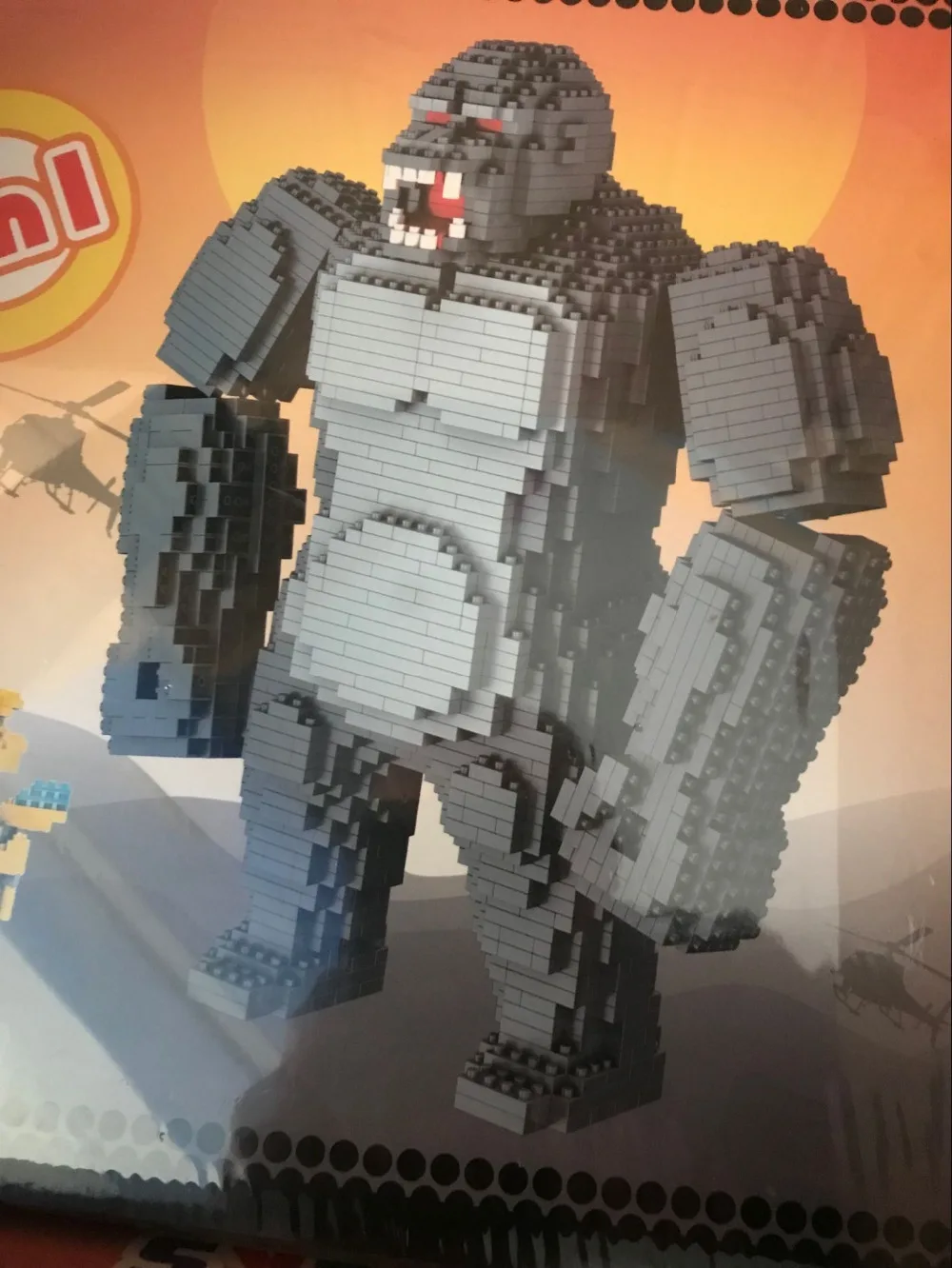 

Micro blocks Cartoon Building Toys King Kong Model Anime Auction Figure Gorilla Educational Toy for Children Funny Man Gifts