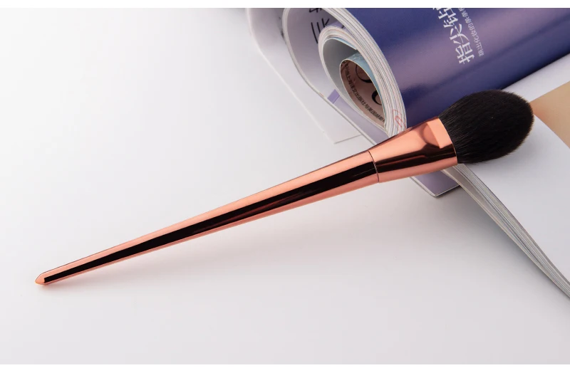 blush brush (1)