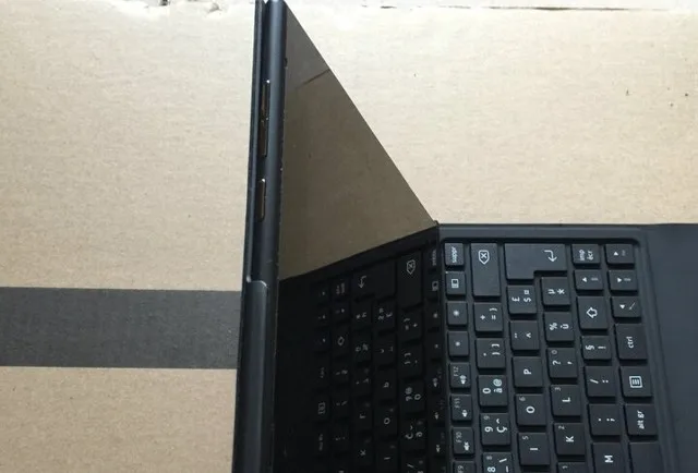 New-Official-Original-Wireless-Blutooth-Keyboard-Station-Folio-Stand-Leather-Power-Case-Cover-For-Nokia-Lumia (5)