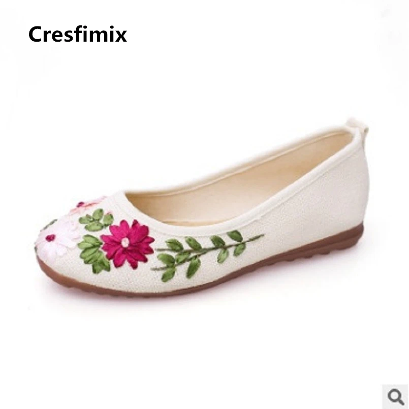 

Cresfimix women cute spring & autumn slip on flat shoes lady retro floral embroidery dance shoes female cool comfy flats b853