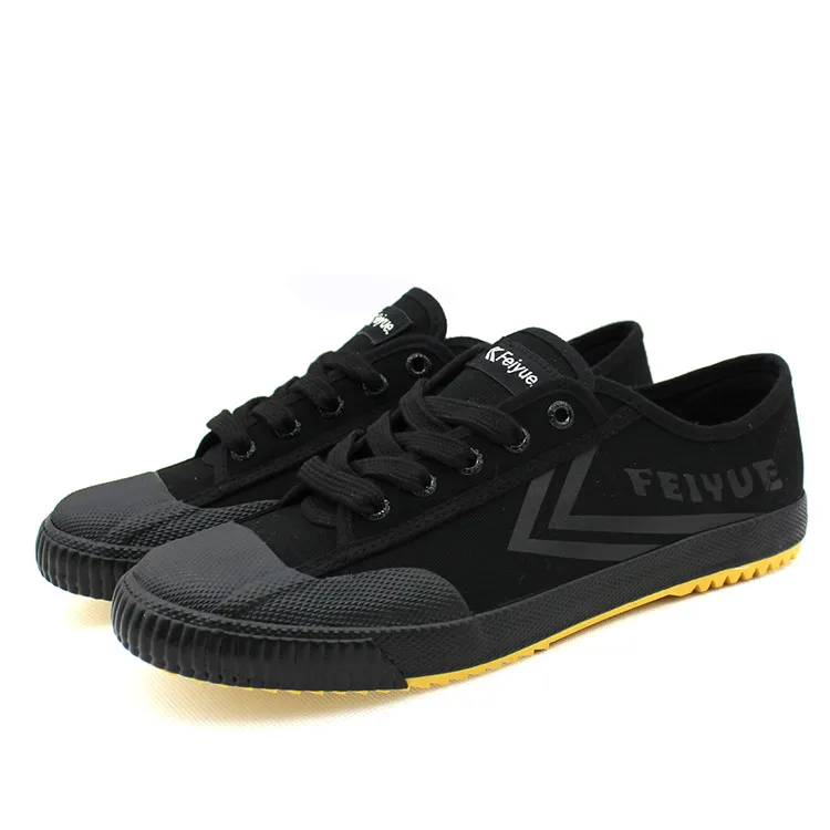 das mulheres dos homens sapatos wushu