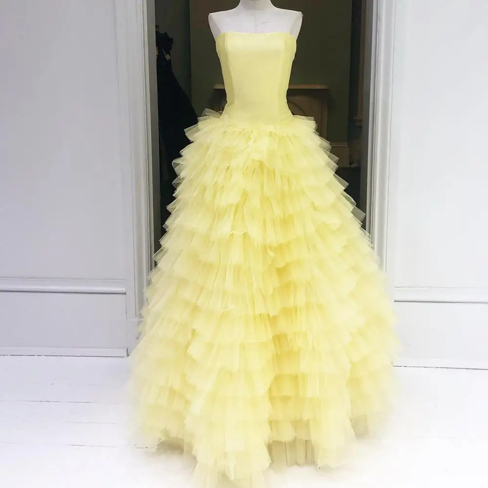 Светло желтое платье 15 лет 2019 пышное Quinceanera без Бретелек Милое Красавица и