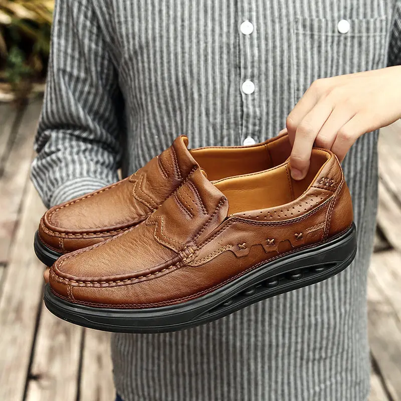 Merkmak/мужские лоферы; Мягкие Мокасины высокого качества; сезон весна-лето; обувь из натуральной кожи; мужская обувь на толстой подошве; Gommino; обувь для вождения - Цвет: Light Brown