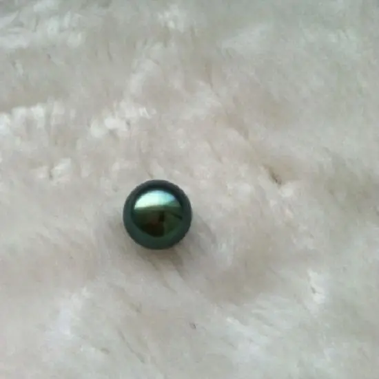 

HUGE 13MM GREEN TAHITIAN PERFECT ROUND LOOSE PEARL UNDRILLE AAAA++++