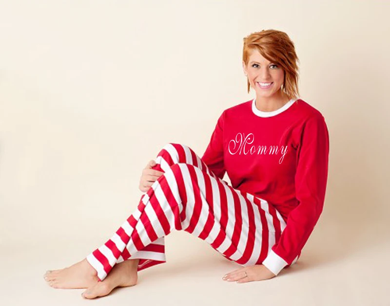 Одинаковые рождественские пижамы красного цвета в полоску для всей семьи; одежда для сна для мамы, папы и детей на Рождество и год; одежда для сна; Рождественский подарок