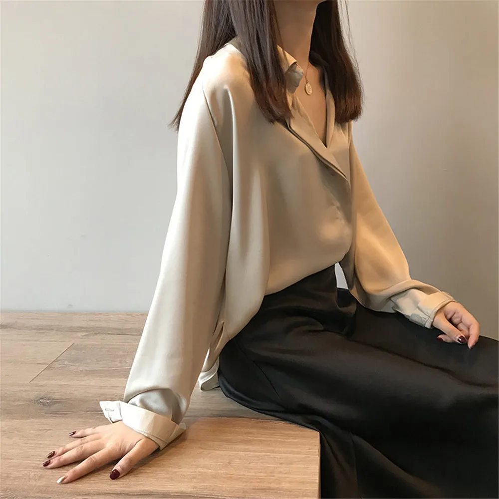 High quality Imitation Silk Blouse 2019 All Match Women Satin Blouses Office Long Sleeves Femme V Neck Loose Street Shirts 0322 (21)