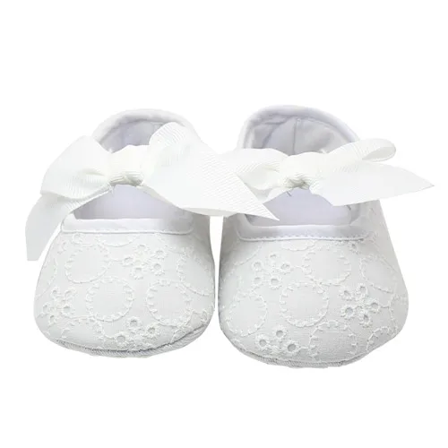 Обувь для крестин; обувь для малышей с розовым бантом; кружевная обувь для маленьких девочек; нескользящая обувь для малышей; простая обувь для малышей - Цвет: White