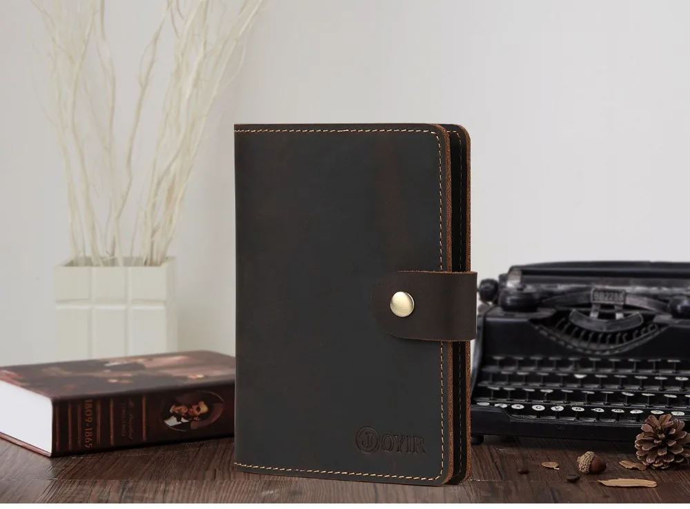 2064--Men Genuine Leather Travel Passport Wallet_01 (1)