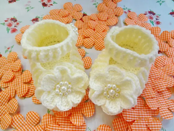 

crochet baby sandals,Crochet baby shoes, Crochet babies booties, shoe for Newborn , 0-6 months,6-9 months and 9-12 months