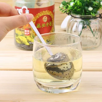 

2pcs 4.5cm Stainless Steel Kettles Infuser Strainer Tea Locking Spice heart Shaped spoon Ball