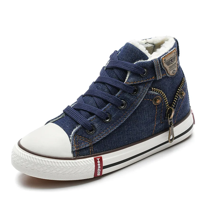 

Canvas boys sneakers girls denim flat high to help boys cotton shoes 2018 winter new plus velvet canvas shoes