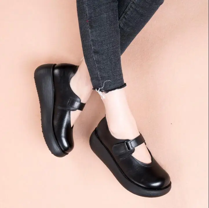 GKTINOO/Женская обувь на платформе ручной работы; женская обувь из натуральной кожи; женские мягкие удобные танкетки в винтажном стиле; дышащие туфли-лодочки - Цвет: Черный