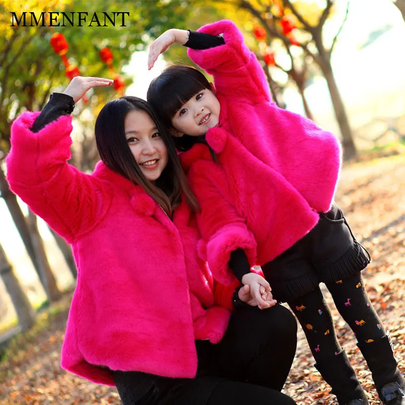 

Christmas Family matching mother and daughter Faux Fur Outerwear&Coats mae e filha Baby girls clothes warm Fur hooded jackets