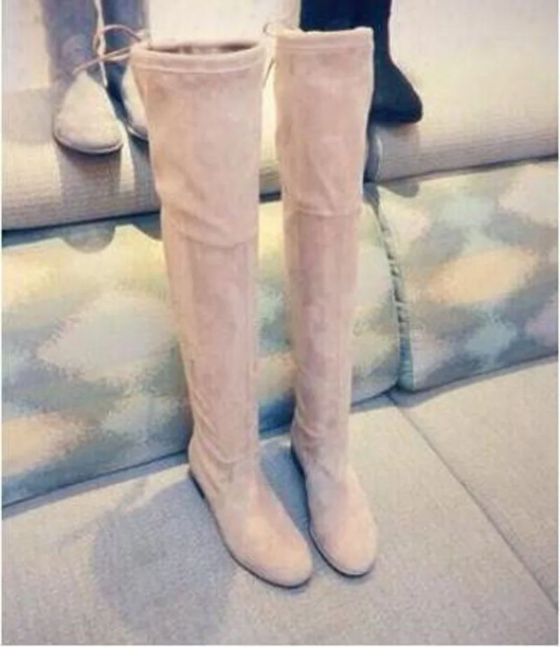 Зимние Модные женские сапоги выше колена на плоской подошве с круглым носком и эластичной лентой; удобные высокие сапоги из замши; цена