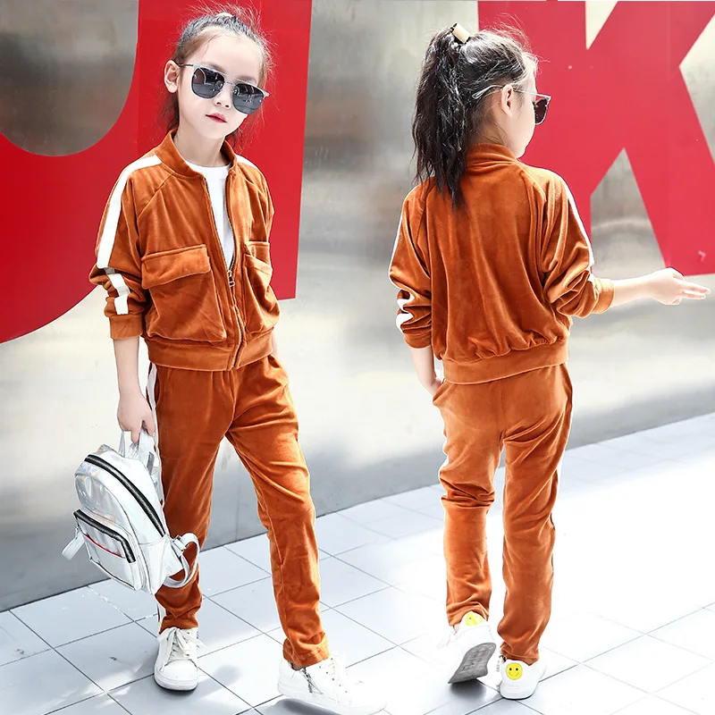

Girl suit 2017 autumn new personality fashion vertical sunshine velvet thick coat + pants sets 3-12 years old baby girl clothes