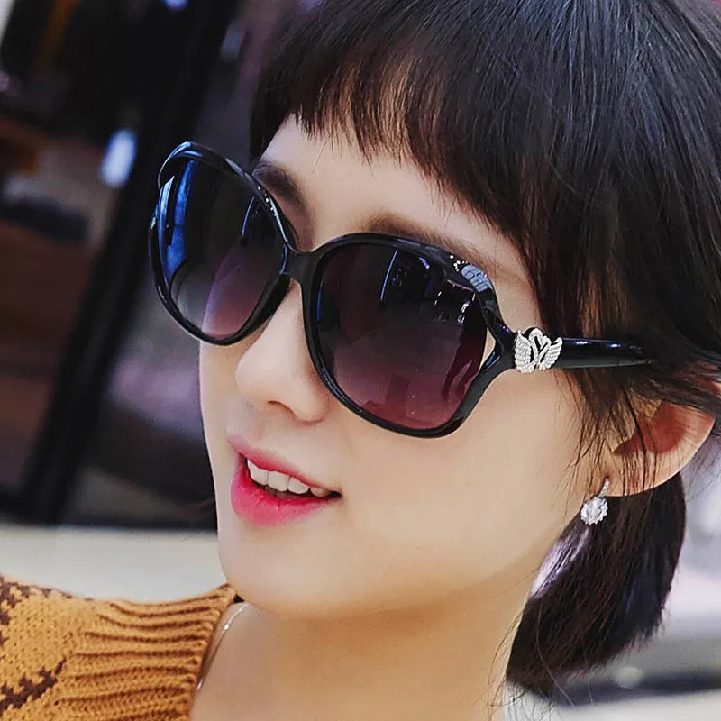 Занавес Lunette Soleil Femme Европейская мода 2019 женские солнцезащитные очки с лебедем