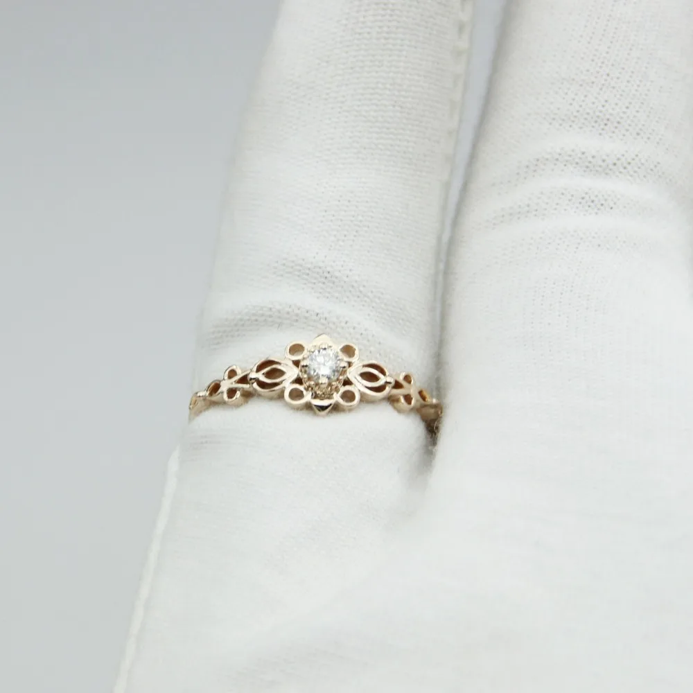 R0362-18k 0.07ct  (10)