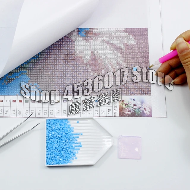 Create stunning three-dimensional artworks with Diamond Mosaic Diy Diamond Painting.