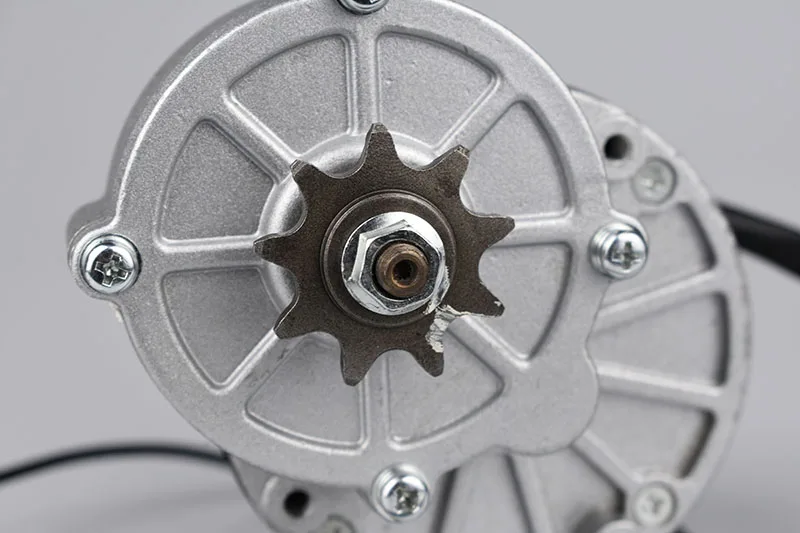 HTB1VTXZgvNZWeJjSZFpq6xjBFXab