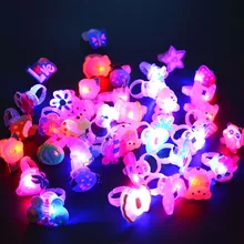 50 шт. мультяшный светодиодный светящийся светильник светящееся кольцо на палец, игрушки на Рождество, Год, вечерние подарки, игрушки для детей, navidad