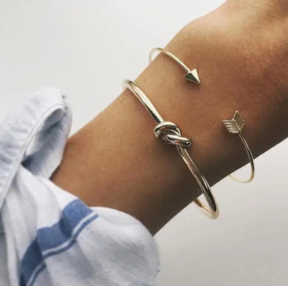 

la019 2 pcs/set Simple Gold Twist Bracelet Open For Women Exquisite Alloy Arrow Opened Bracelet female Jewelry
