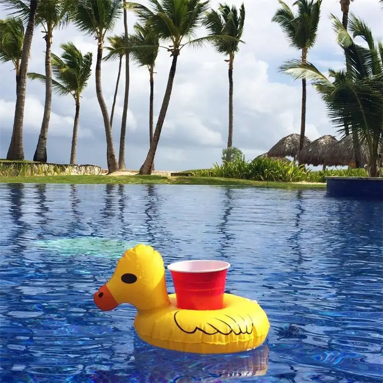 2PCS Duck Милая надувная пластиковая чашка для воды держатель Единорог любовь утка подстаканники плавающая пляжная игрушка Детские игрушки для ванной подарок для мальчиков и девочек - Цвет: 2PCS Duck