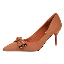 2017 frühling Mode Schuhe Frau Einfarbig Spitz Schmetterling Knoten Flach Mund Dünne Fersen Sexy Elegante Koreanische Stil Pumpen