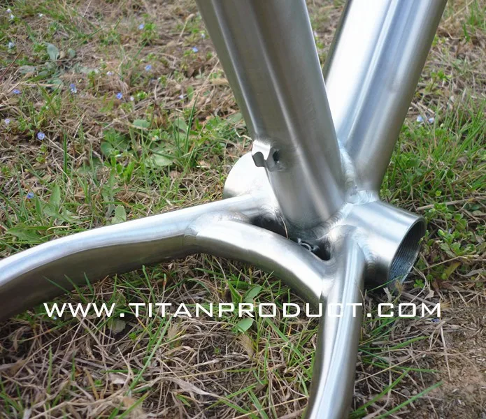 Flash Deal 3AL/2.5V Ti Alloy Titanium Snow Bike Frame with internal cable routing 4 Flash Deal 3AL/2.5V Ti Alloy Titanium Snow Bike Frame with internal cable routing 4