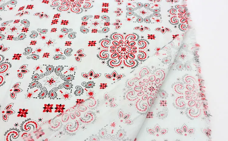 Метр Красный Белый хлопок Пейсли ткань материалы для одежды рубашки украшения дома Tissu платье швейная текстильная ткань