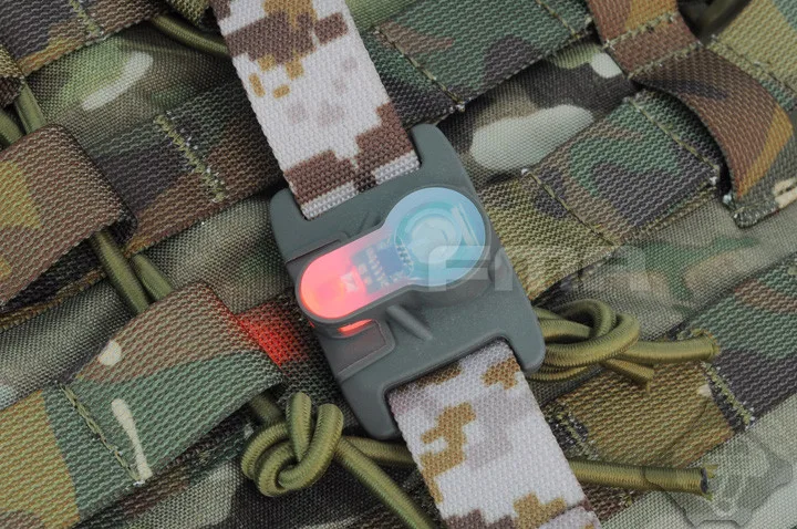 FMA-MOLLE-System-Strobe-Light-4